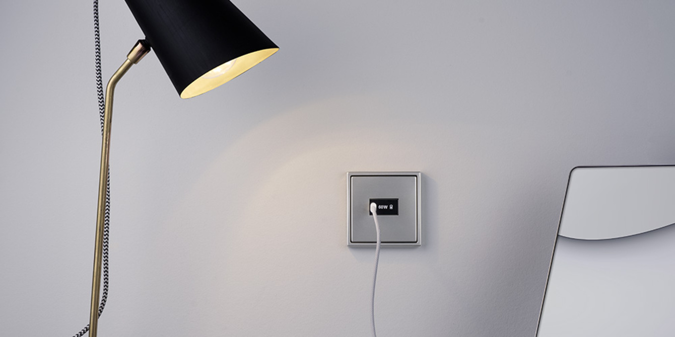 Ladegerät USB PD 60 bei Elektroinstallation R. Mittag GmbH in Großkmehlen