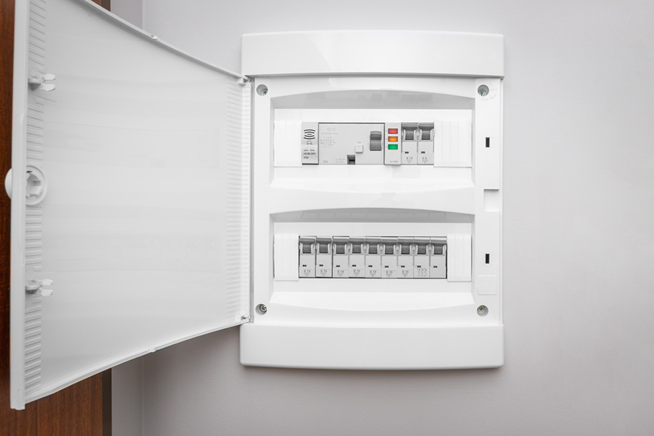 Über­spannungs­schutz bei Elektroinstallation R. Mittag GmbH in Großkmehlen